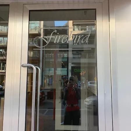 Ruim Vlakbij Zee Met Parking Appartamento *