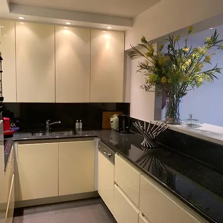 Appartamento Ruim Vlakbij Zee Met Parking *